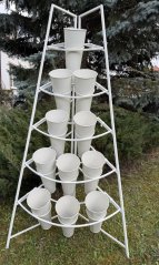 Kovový stojan na květiny do květinářství