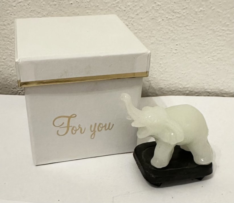 Skleněný slon pro štěstí Bílý M