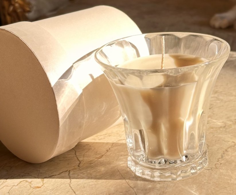 Sójová  luxusní svíčka v dárkové krabičce Fleur de Chloé inspirovaná ikonickou vůní