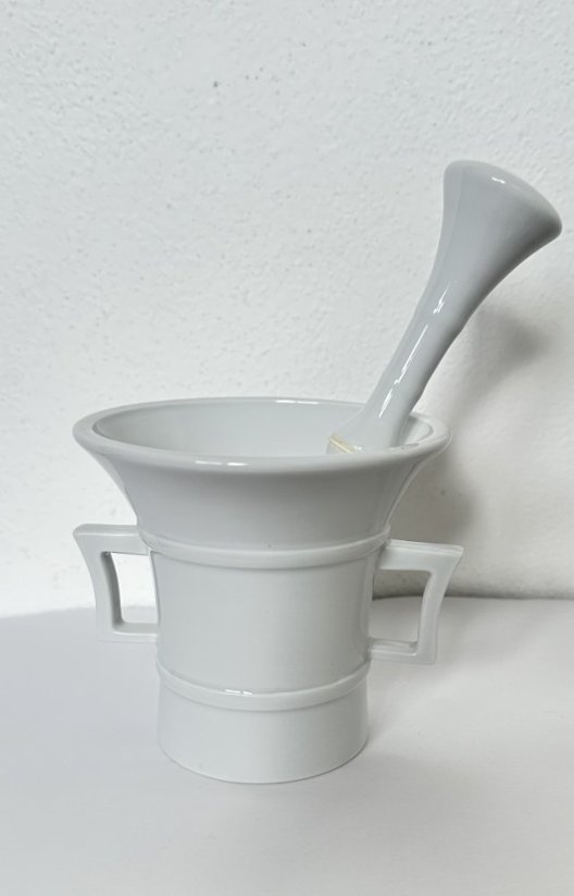 Porcelánový hmoždíř s tloukem