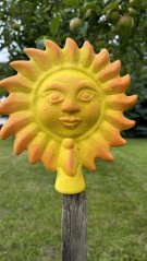 Keramická dekorace na zahradu Plotovka Slunce