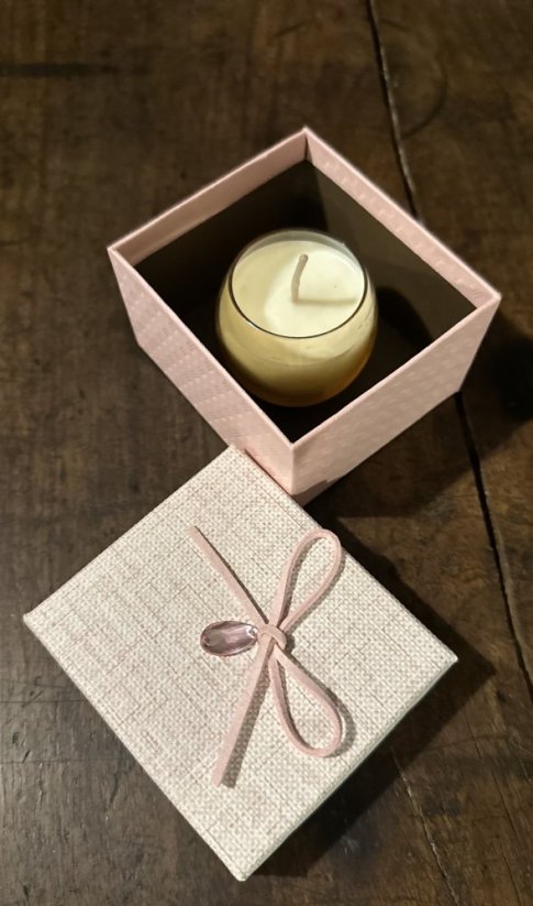 Sójová udržitelná svíčka Sí Eleganza inspirovaná ikonickou vůní