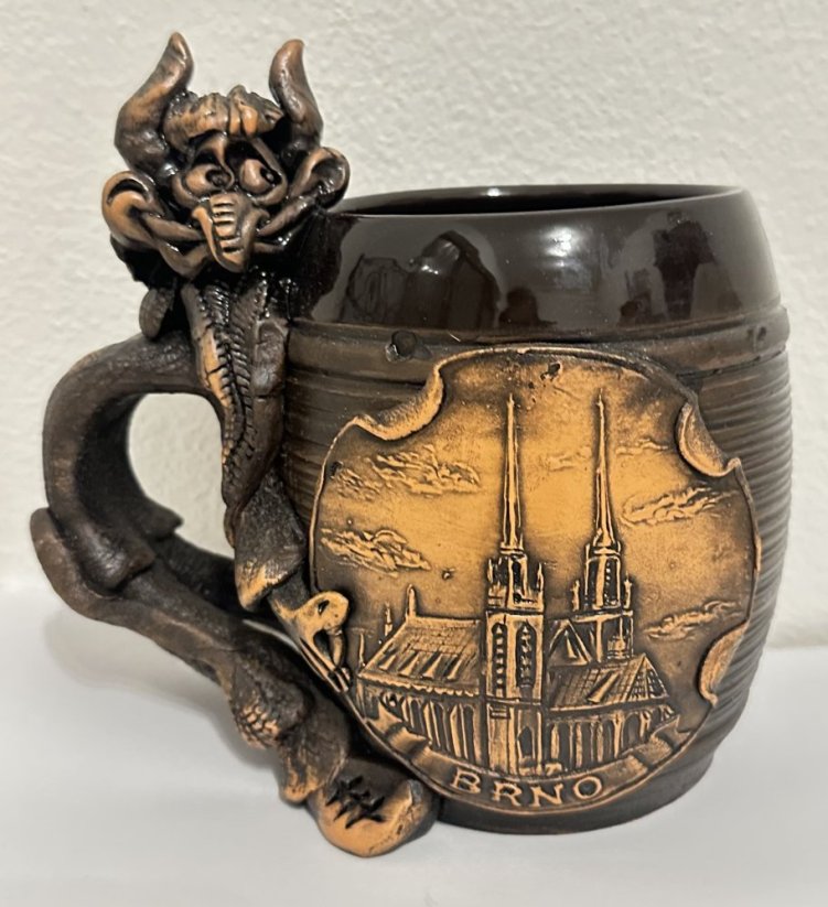 Keramický půllitr Brno Petrov s čertem baňatý