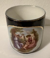 Starožitný porcelánový hrnek Romance - Vídeň