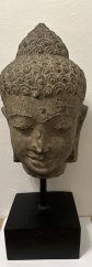 Hlava Buddha písková L poškozeno