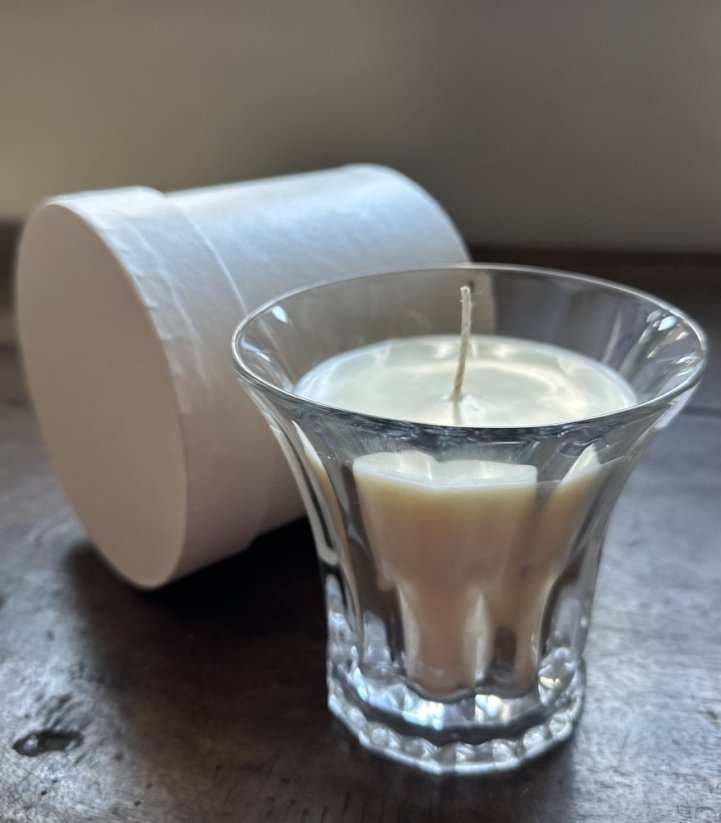 Sójová  luxusní svíčka v dárkové krabičce Fleur de Chloé inspirovaná ikonickou vůní