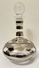 Luxusní skleněná karafa Silver pruhy