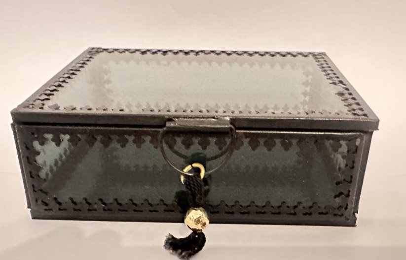 Skleněná šperkovnice box Madam Stoltz černá