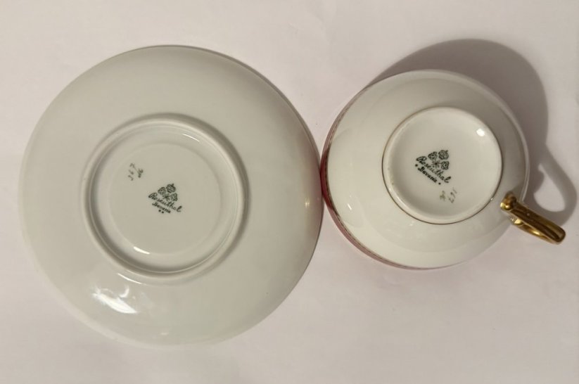 Starožitný porcelánový šálek Bordó Rosenthal