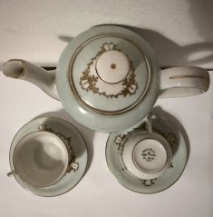Starožitná porcelánová sada Konvice s mokka šálky Stará role