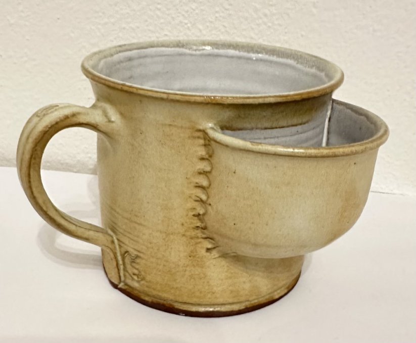 Keramický hrnek Kapsa na sypaný čaj Písek