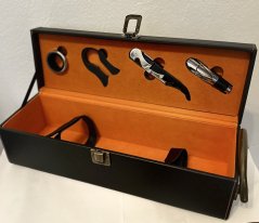 Dárkový kožený box na 1 láhev  s vinařskými pomůckami Orange