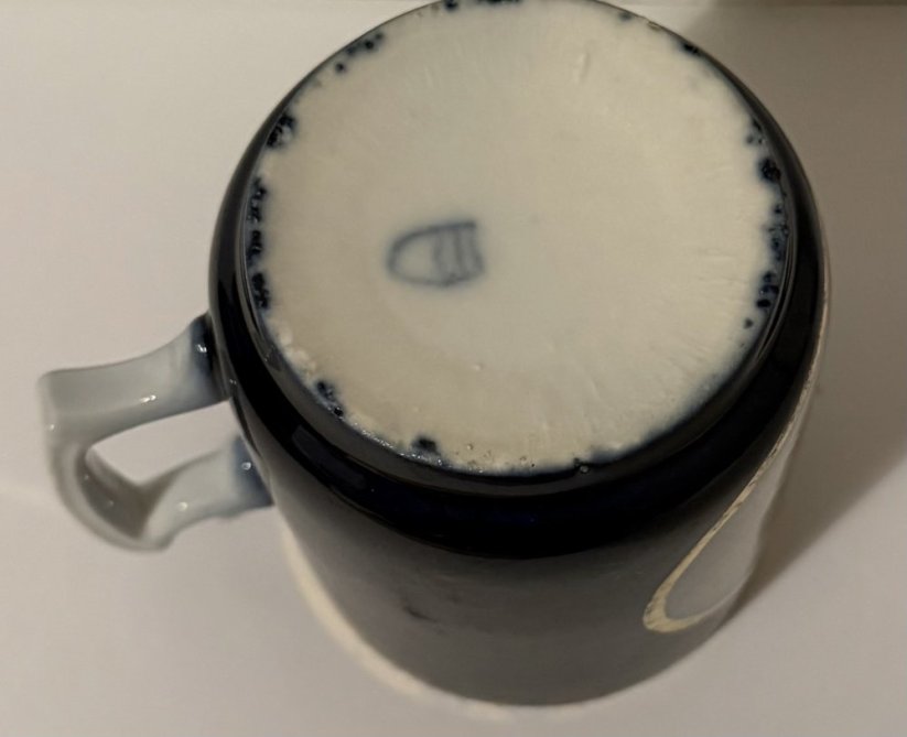 Starožitný porcelánový hrnek Romance - Vídeň