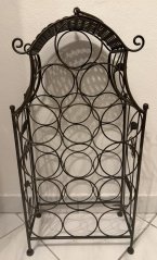 Kovový stojan na víno Romantic 15 láhví