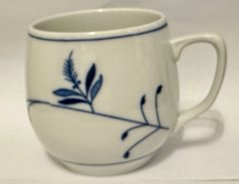 Porcelánový hrneček Cibulák baňák